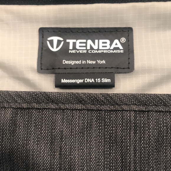 Tenba messenger DNA 15 slim great used conditions - Picture 4 of 16